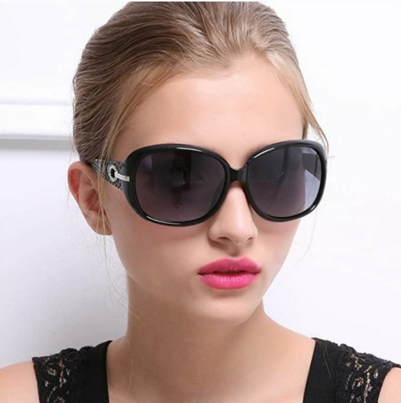 NWT Black Glitter UV Protection Sunglasses - Picture 13 of 14